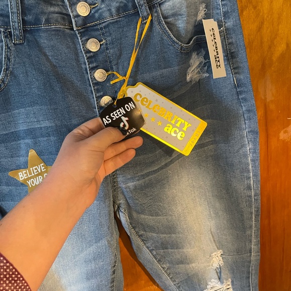 CLOSET CLEAN OUT *last chance Celebrity Ace Plus Size Jeans - Picture 3 of 6